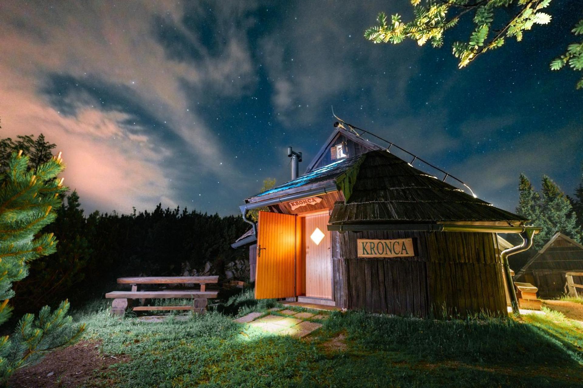 Koca Kronca - Velika Planina Stahovica المظهر الخارجي الصورة